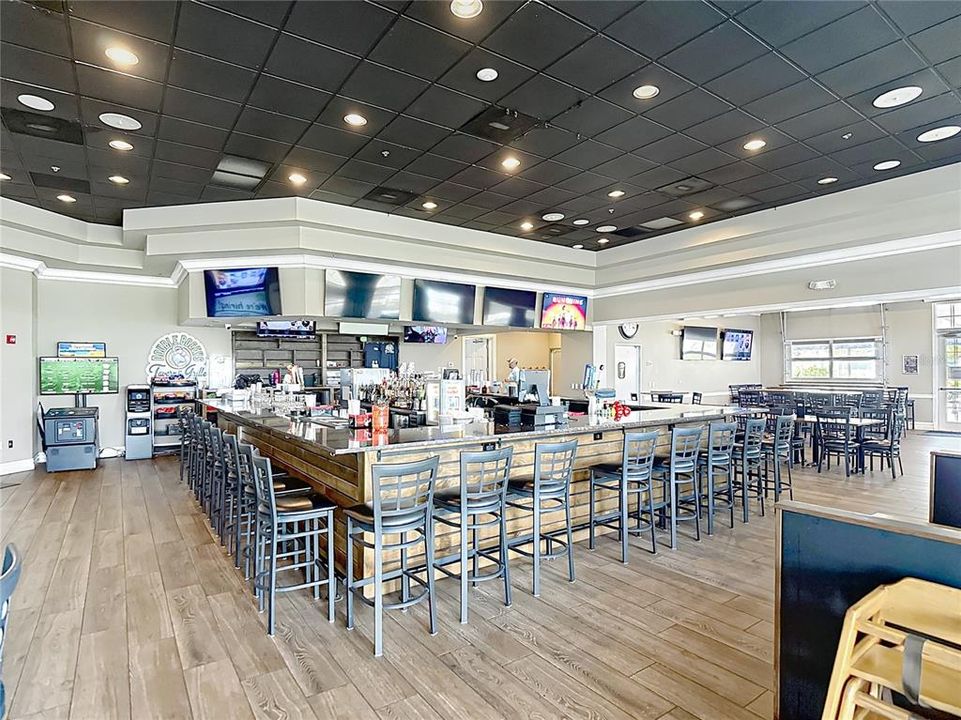 En Venta: $748,500 (6 camas, 3 baños, 2995 Pies cuadrados)