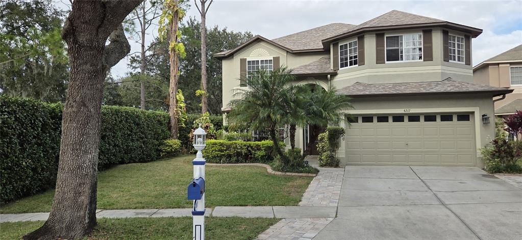 For Sale: $748,500 (6 beds, 3 baths, 2995 Square Feet)