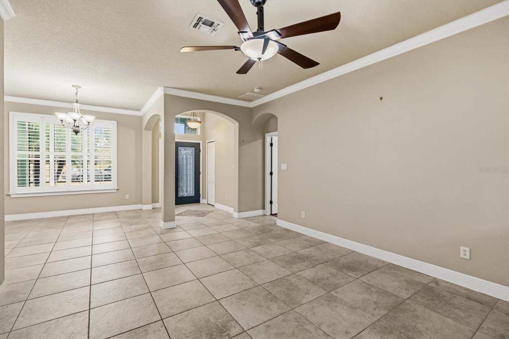 For Sale: $359,990 (4 beds, 2 baths, 2193 Square Feet)
