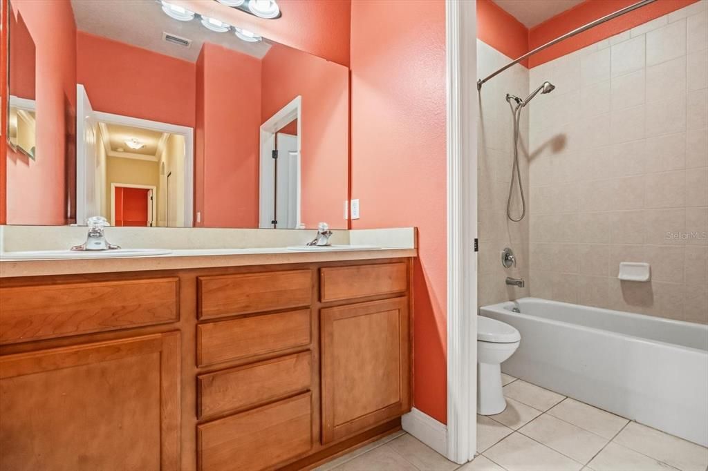 For Sale: $359,990 (4 beds, 2 baths, 2193 Square Feet)