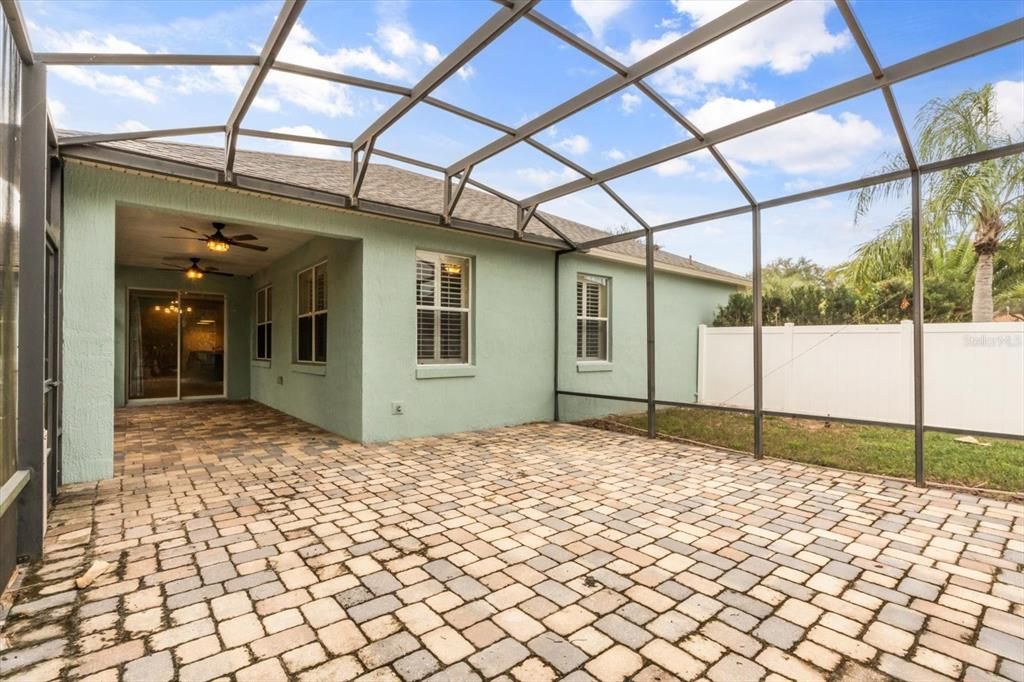 For Sale: $359,990 (4 beds, 2 baths, 2193 Square Feet)