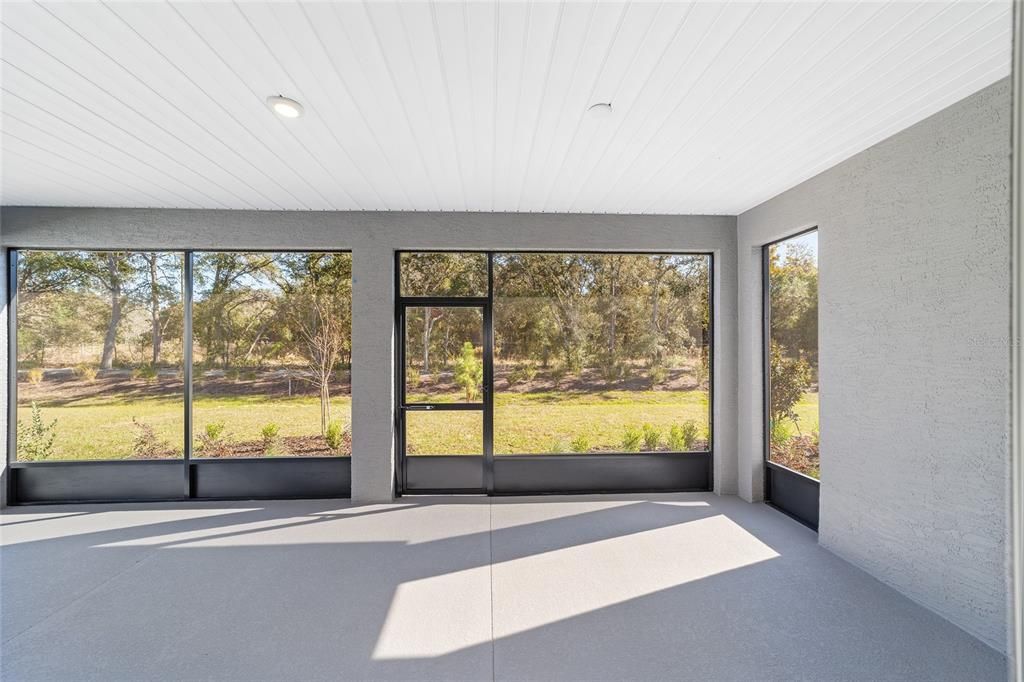 Active With Contract: $356,000 (3 beds, 2 baths, 1967 Square Feet)