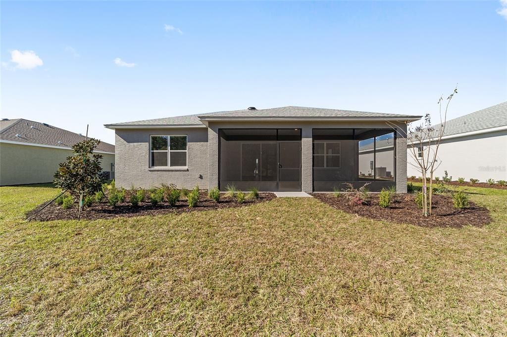 Active With Contract: $356,000 (3 beds, 2 baths, 1967 Square Feet)