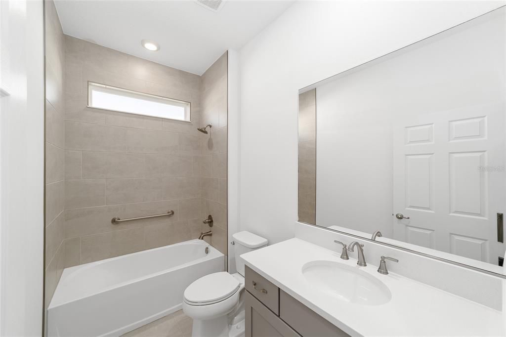 Active With Contract: $356,000 (3 beds, 2 baths, 1967 Square Feet)