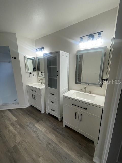 For Sale: $309,000 (3 beds, 2 baths, 1910 Square Feet)