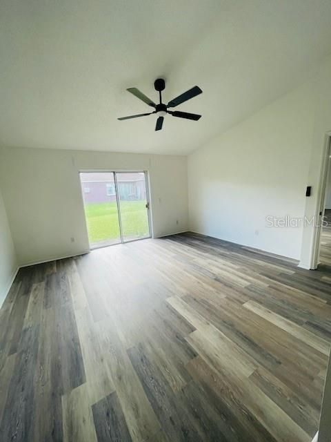 For Sale: $309,000 (3 beds, 2 baths, 1910 Square Feet)