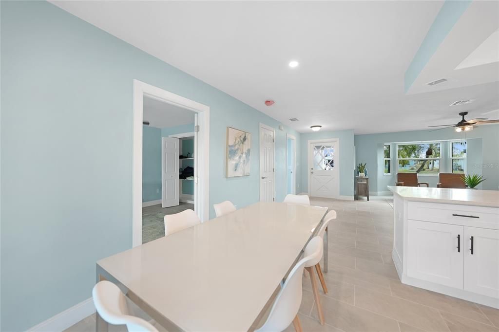 待售: $359,000 (3 贝兹, 2 浴室, 1337 平方英尺)