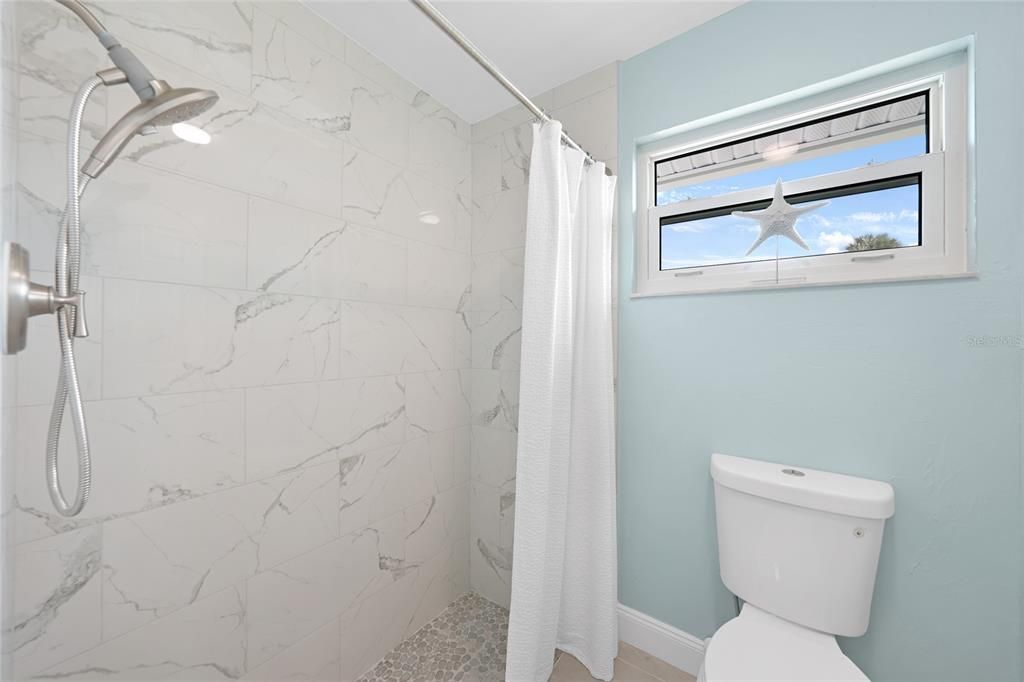 待售: $359,000 (3 贝兹, 2 浴室, 1337 平方英尺)