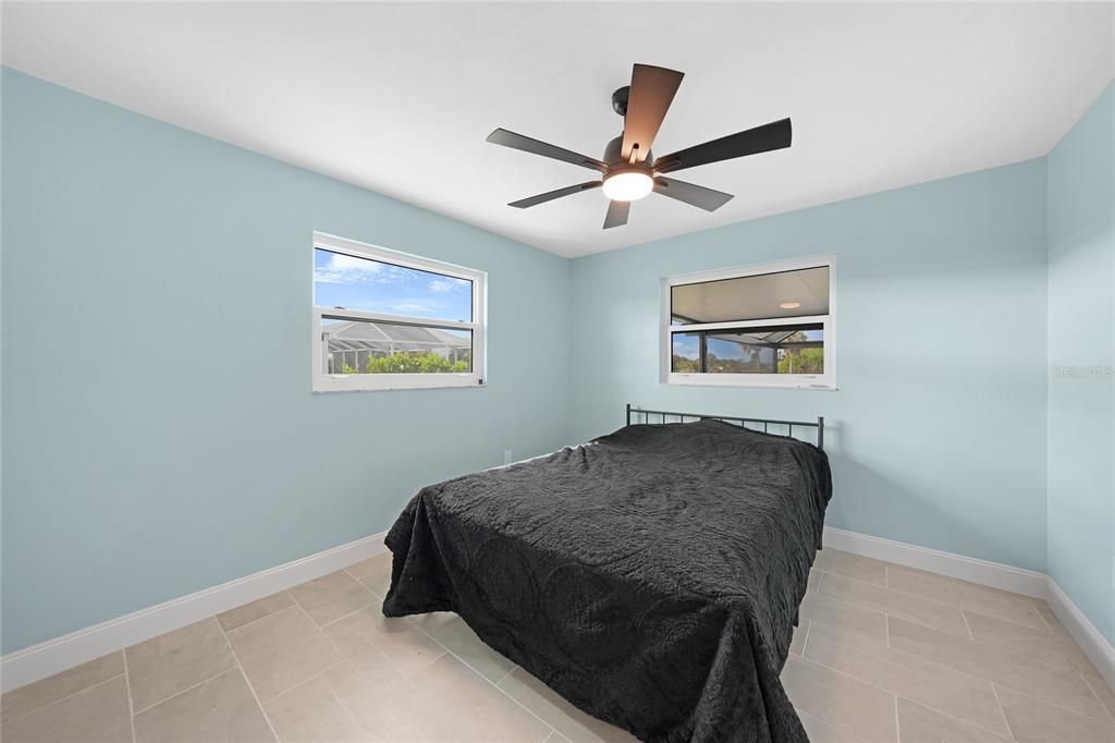 待售: $359,000 (3 贝兹, 2 浴室, 1337 平方英尺)