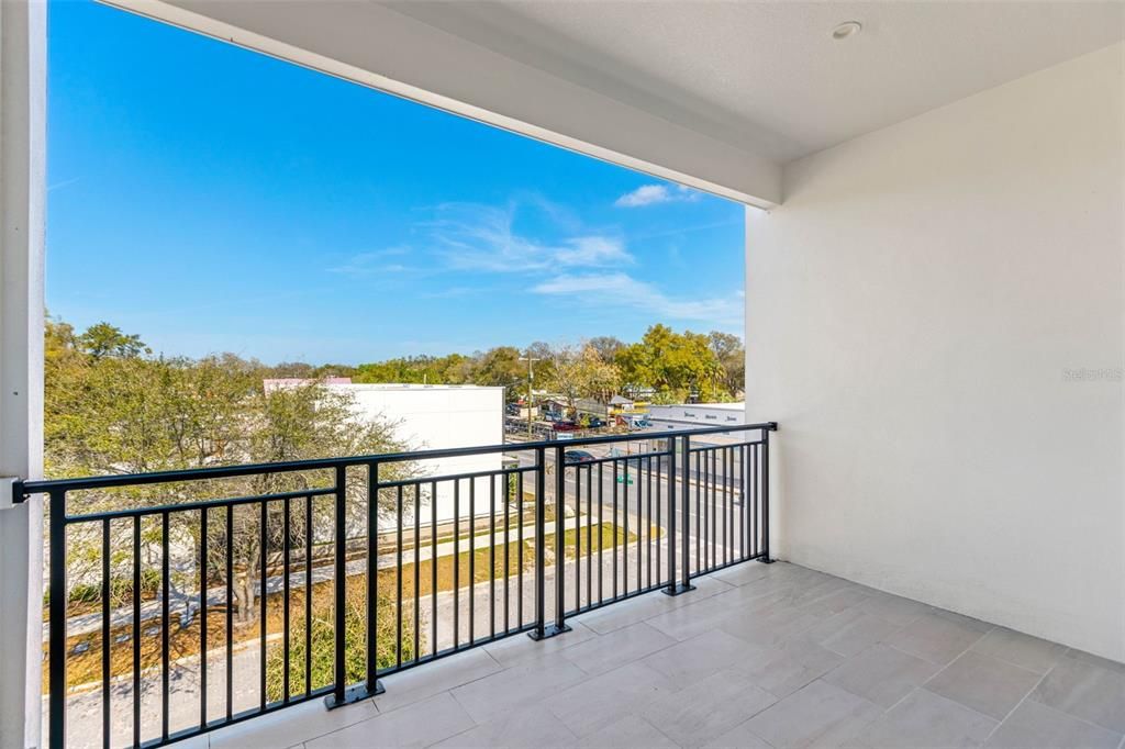 В аренду: $3,800 (3 спален, 3 ванн, 2264 Квадратных фут)