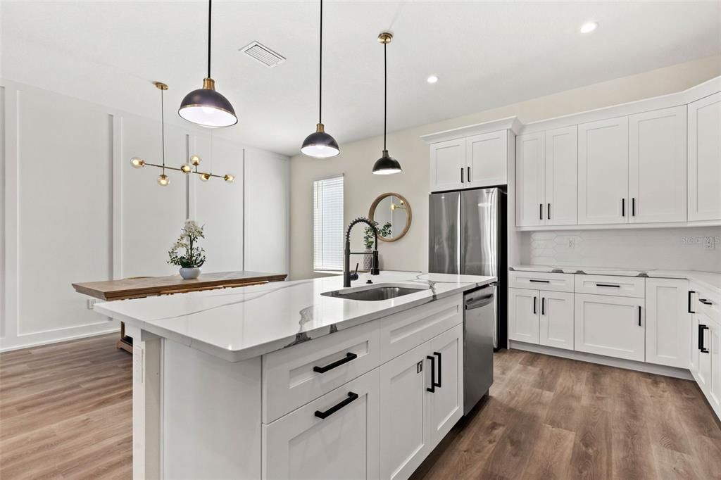 В аренду: $3,800 (3 спален, 3 ванн, 2264 Квадратных фут)