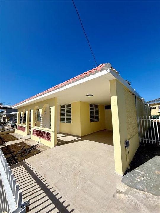 For Sale: $375,000 (4 beds, 2 baths, 1850 Square Feet)