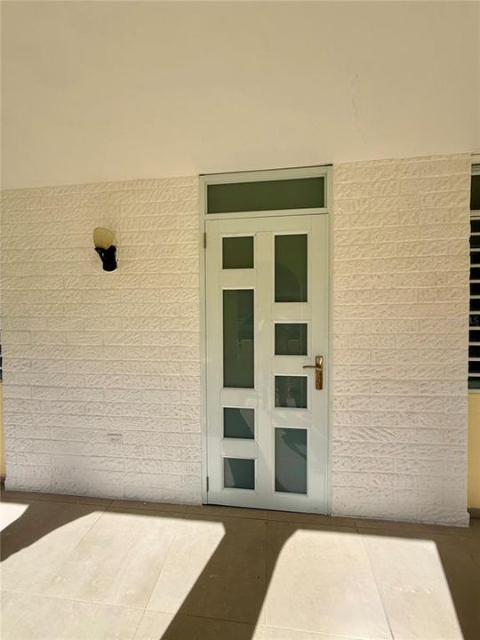 For Sale: $375,000 (4 beds, 2 baths, 1850 Square Feet)