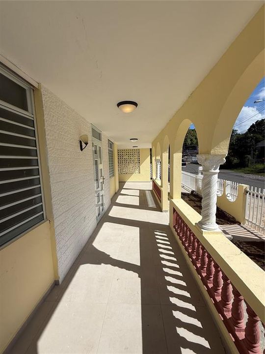 For Sale: $375,000 (4 beds, 2 baths, 1850 Square Feet)