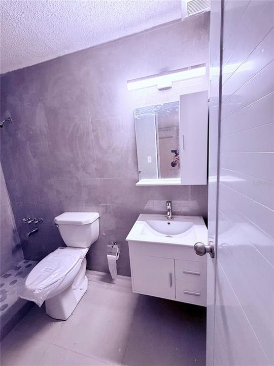 For Sale: $375,000 (4 beds, 2 baths, 1850 Square Feet)