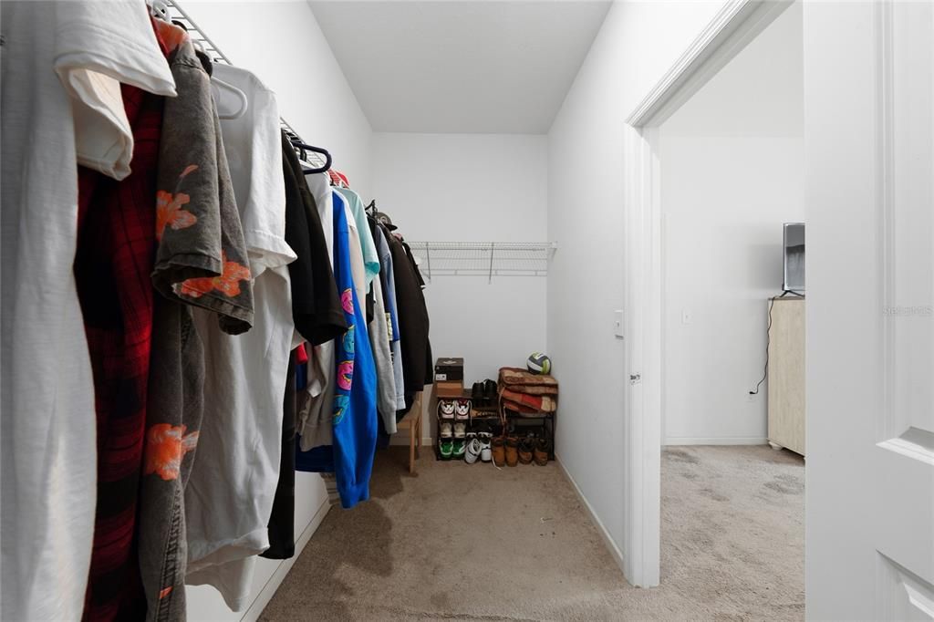 For Rent: $2,200 (3 beds, 2 baths, 1414 Square Feet)