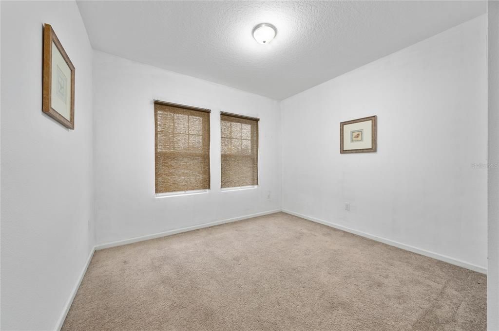 For Rent: $2,200 (3 beds, 2 baths, 1414 Square Feet)