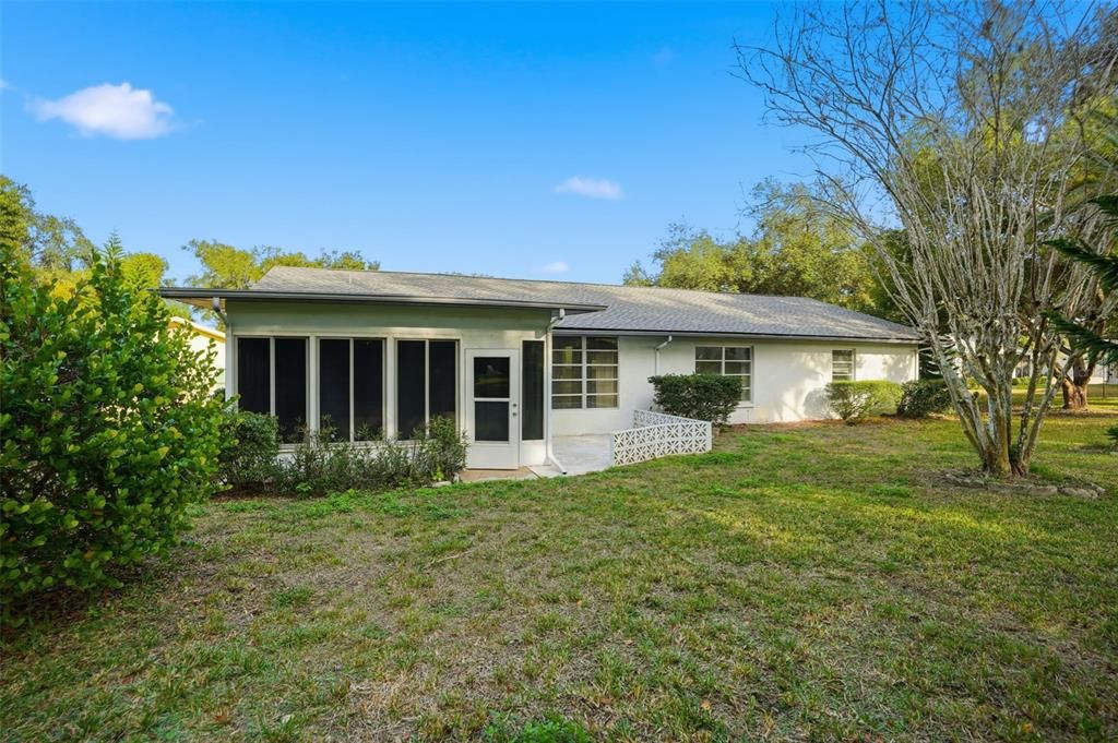 出租: $1,995 (3 贝兹, 3 浴室, 2066 平方英尺)