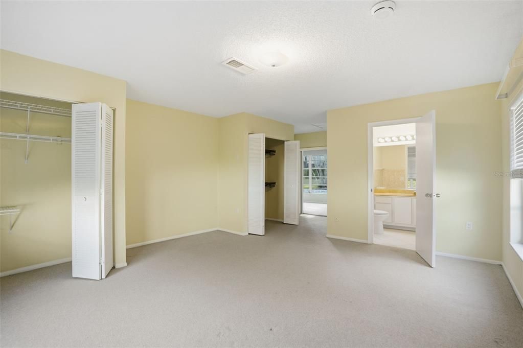 出租: $1,995 (3 贝兹, 3 浴室, 2066 平方英尺)