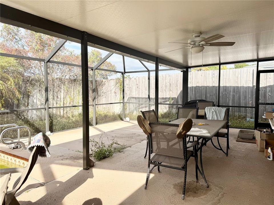 For Sale: $300,000 (3 beds, 2 baths, 1488 Square Feet)