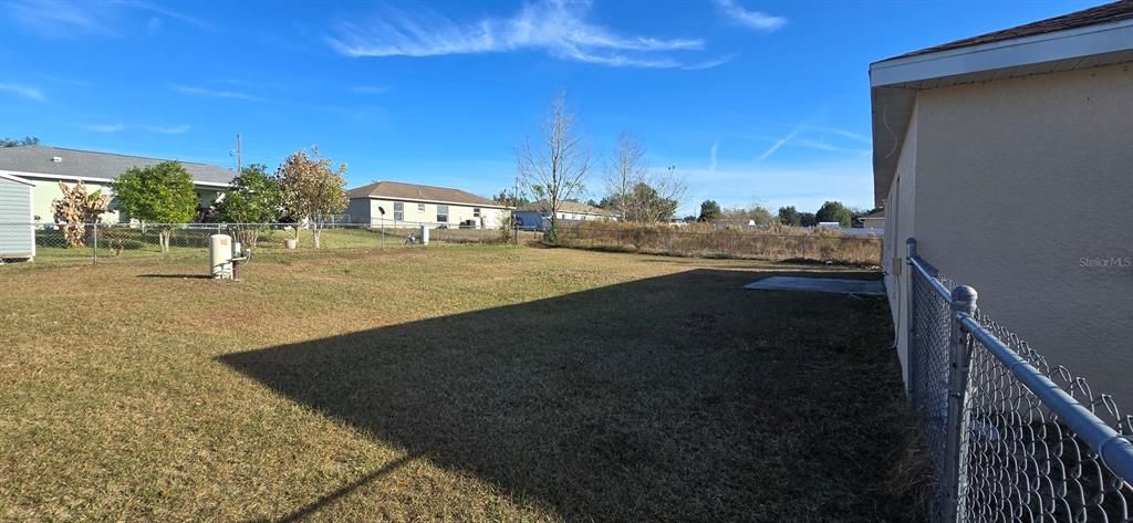 出租: $1,500 (3 贝兹, 2 浴室, 1341 平方英尺)