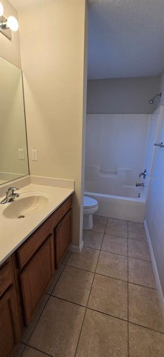 出租: $1,500 (3 贝兹, 2 浴室, 1341 平方英尺)