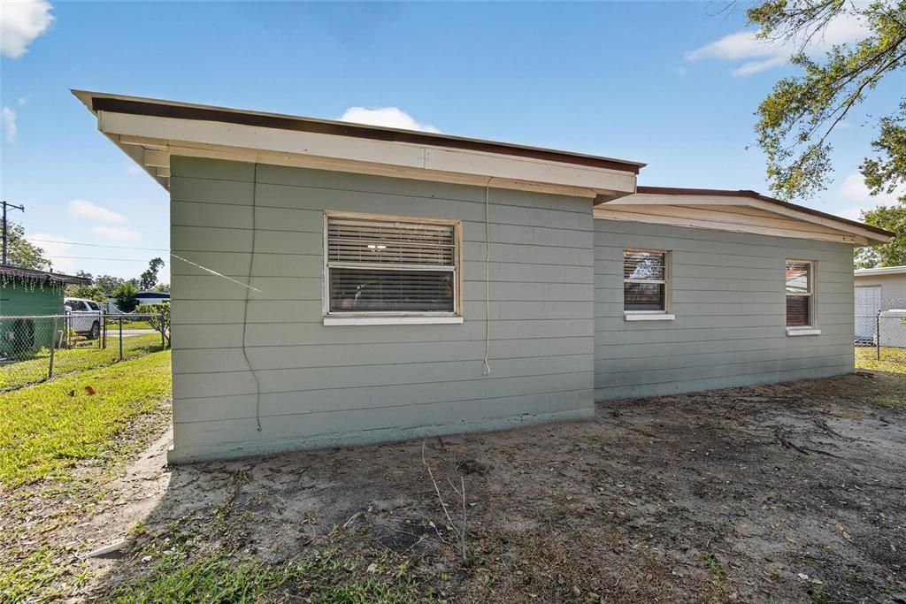 En Venta: $249,900 (3 camas, 2 baños, 1200 Pies cuadrados)