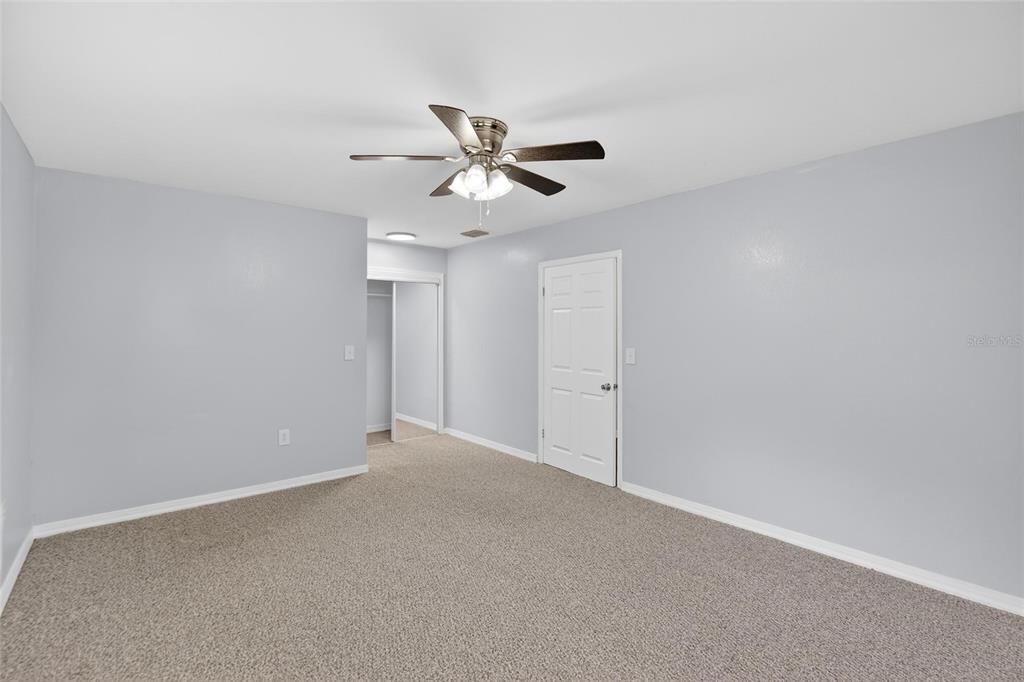 En Venta: $249,900 (3 camas, 2 baños, 1200 Pies cuadrados)