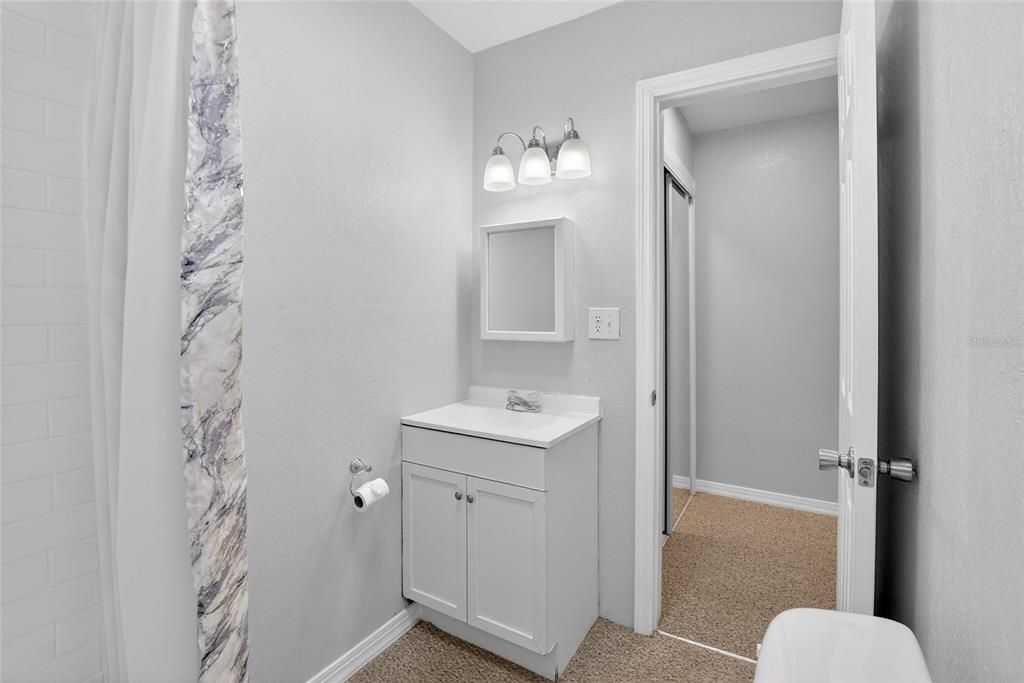 En Venta: $249,900 (3 camas, 2 baños, 1200 Pies cuadrados)