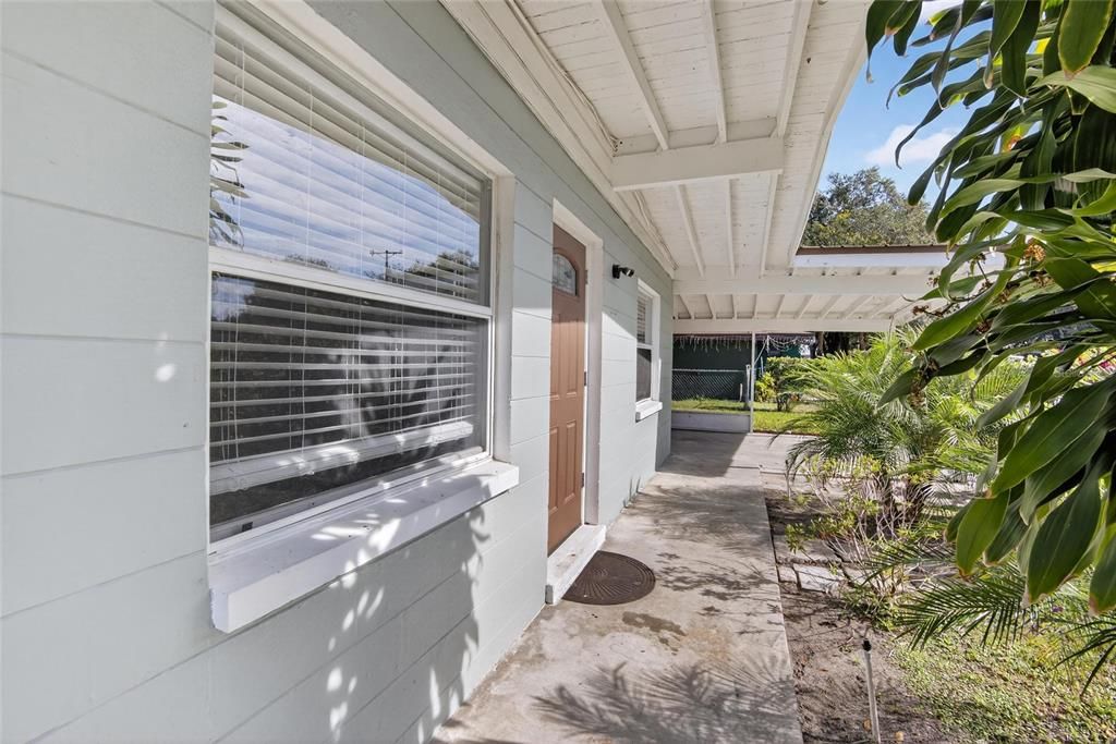 En Venta: $249,900 (3 camas, 2 baños, 1200 Pies cuadrados)