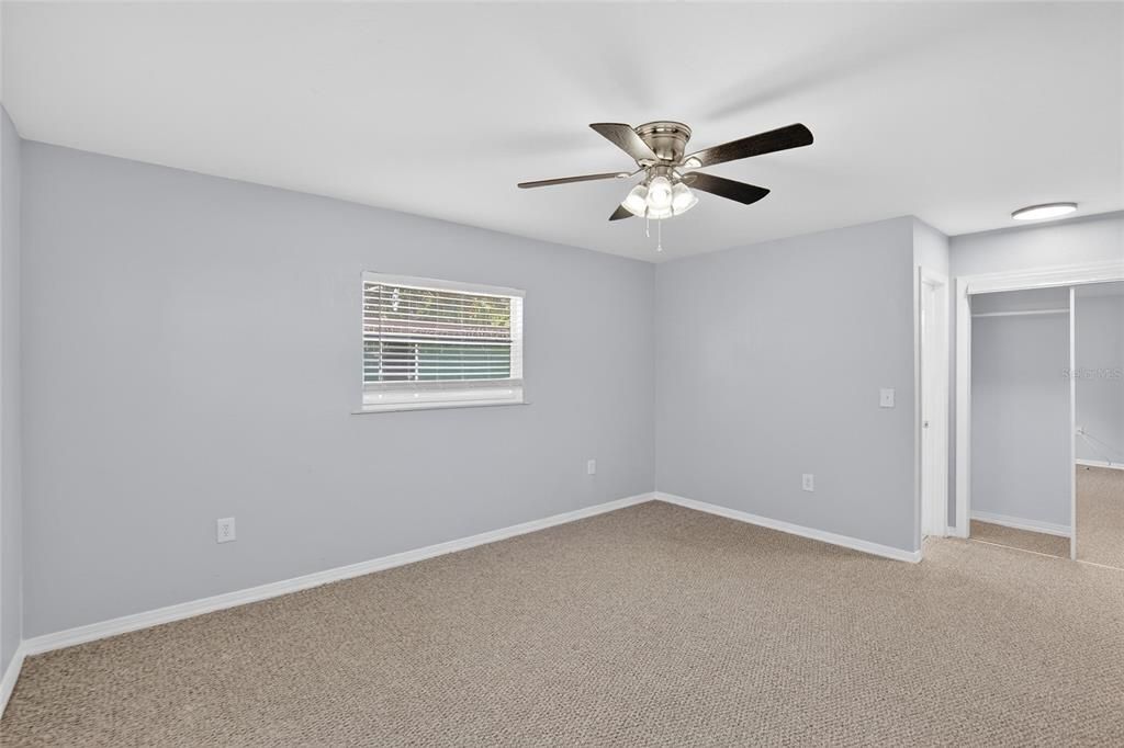 En Venta: $249,900 (3 camas, 2 baños, 1200 Pies cuadrados)