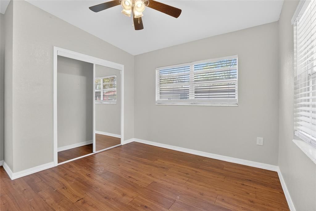 En Venta: $249,900 (3 camas, 2 baños, 1200 Pies cuadrados)