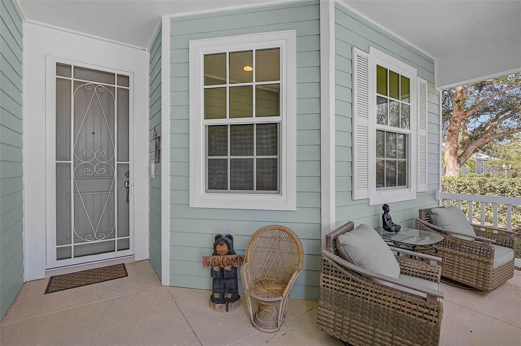 For Sale: $419,500 (2 beds, 2 baths, 1975 Square Feet)