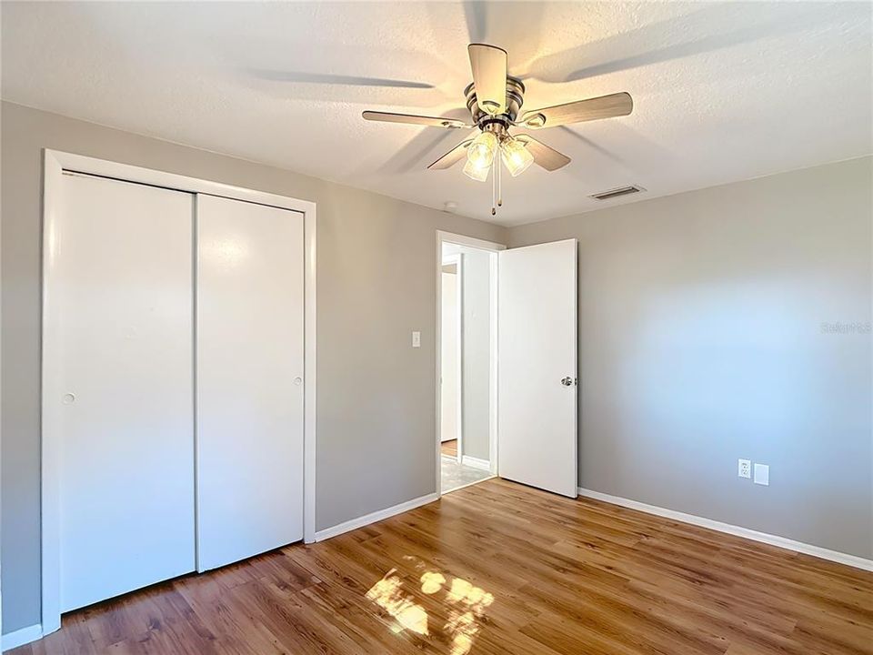 For Sale: $234,500 (2 beds, 2 baths, 1275 Square Feet)