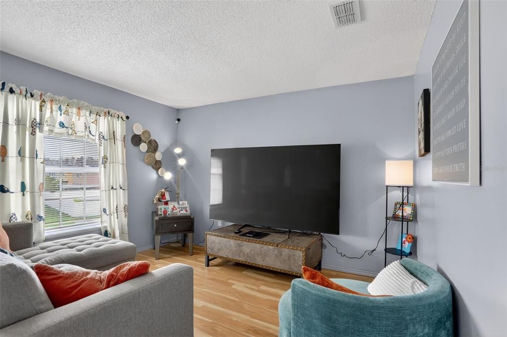 For Sale: $420,000 (4 beds, 2 baths, 1863 Square Feet)