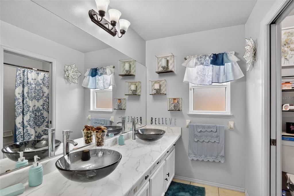 For Sale: $420,000 (4 beds, 2 baths, 1863 Square Feet)