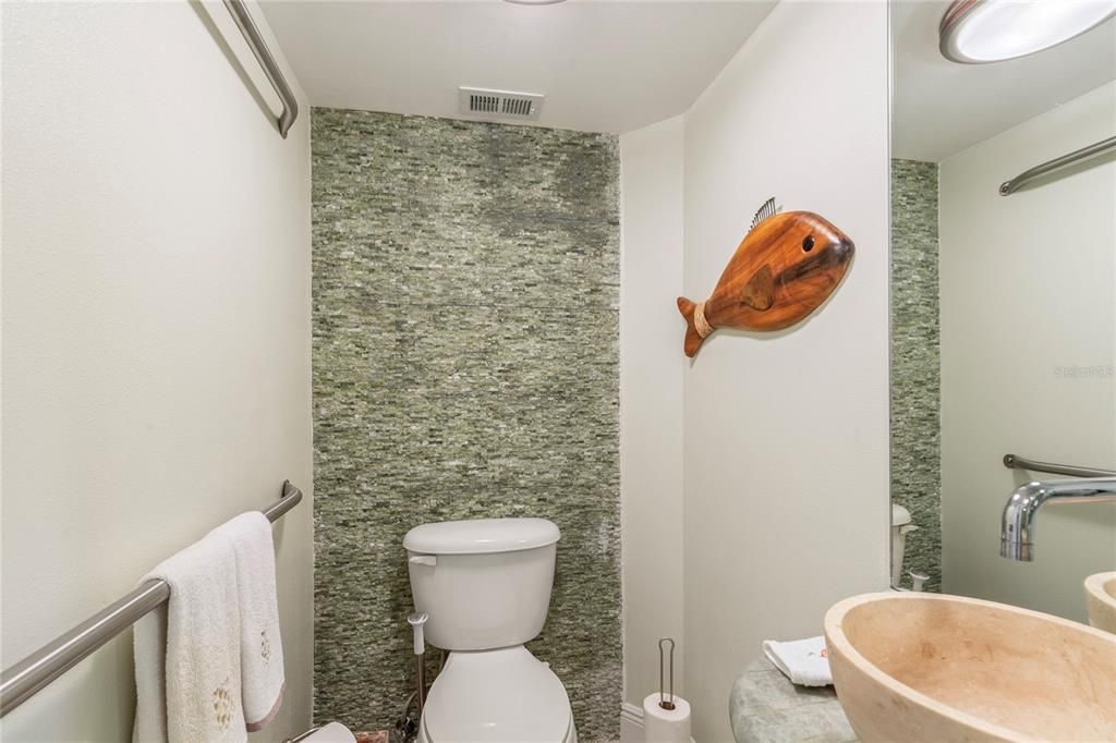 En Venta: $1,300,000 (3 camas, 2 baños, 2041 Pies cuadrados)