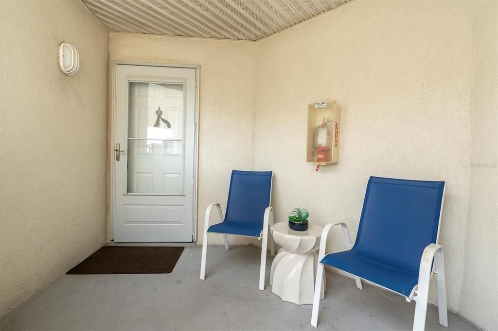 待售: $375,000 (2 贝兹, 2 浴室, 1140 平方英尺)