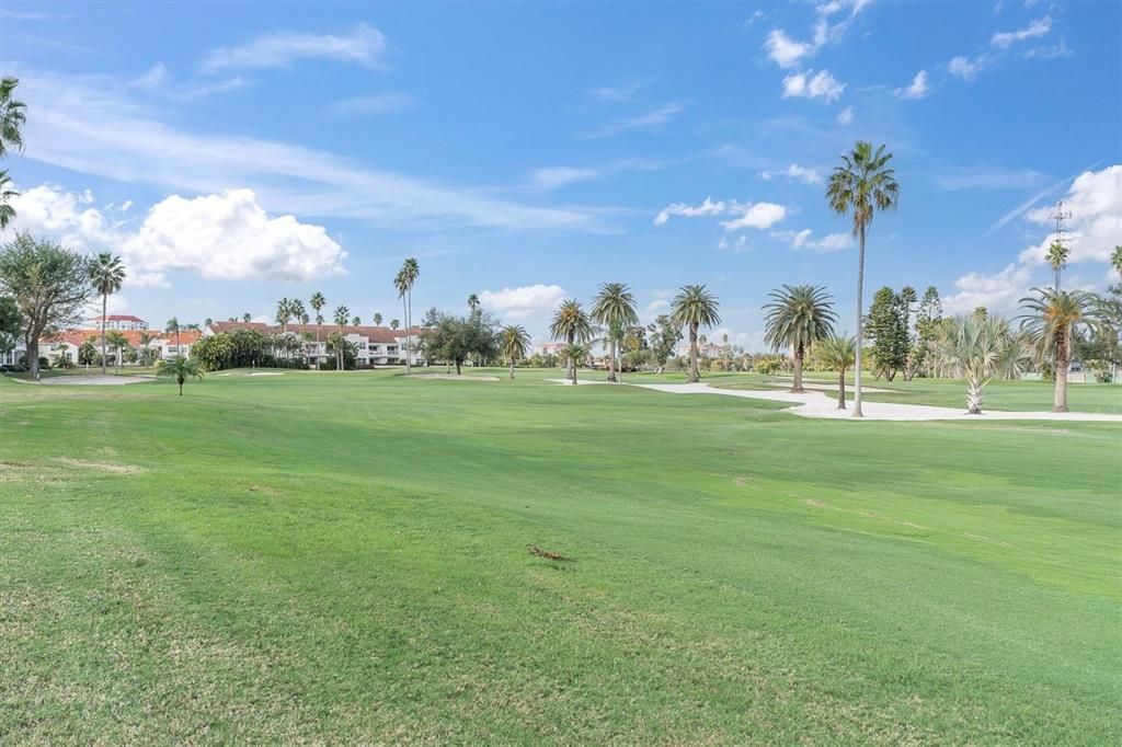 待售: $375,000 (2 贝兹, 2 浴室, 1140 平方英尺)