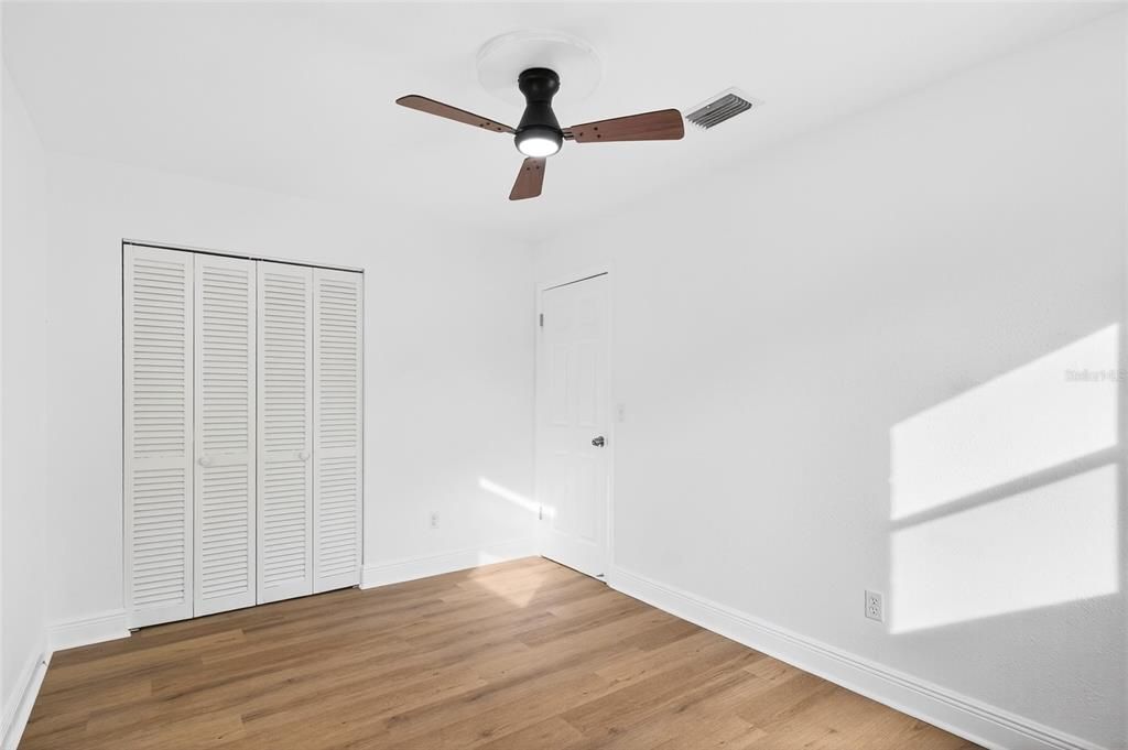 For Sale: $274,900 (4 beds, 2 baths, 1360 Square Feet)