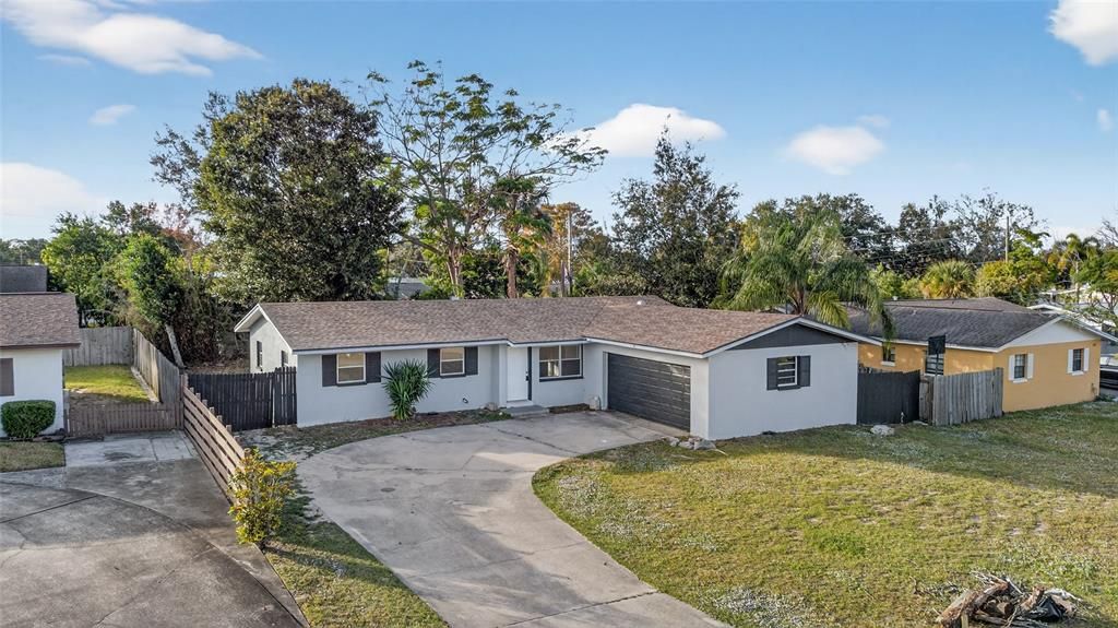 For Sale: $274,900 (4 beds, 2 baths, 1360 Square Feet)