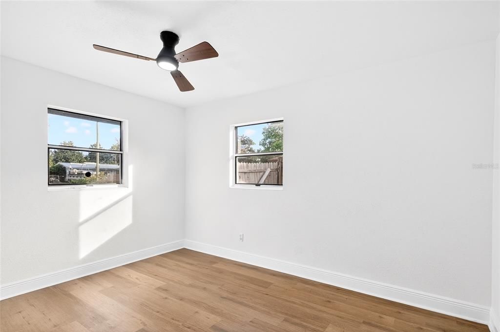 For Sale: $274,900 (4 beds, 2 baths, 1360 Square Feet)