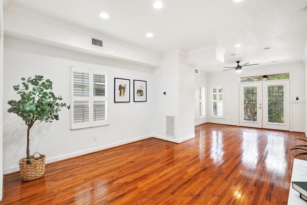 En Renta: $5,000 (3 camas, 3 baños, 2239 Pies cuadrados)