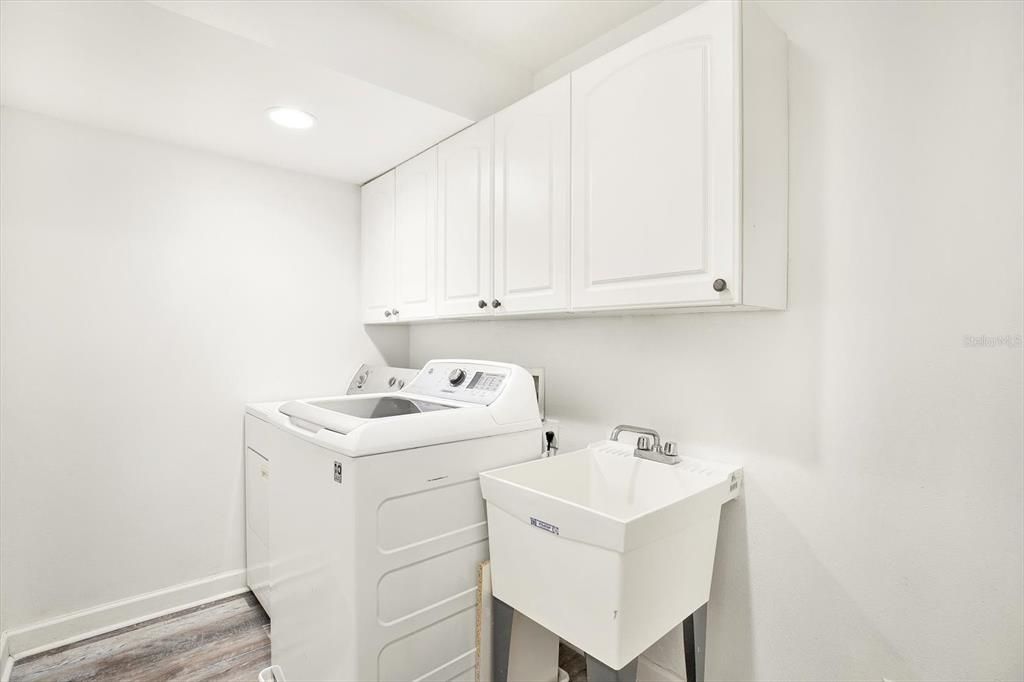 En Renta: $5,000 (3 camas, 3 baños, 2239 Pies cuadrados)