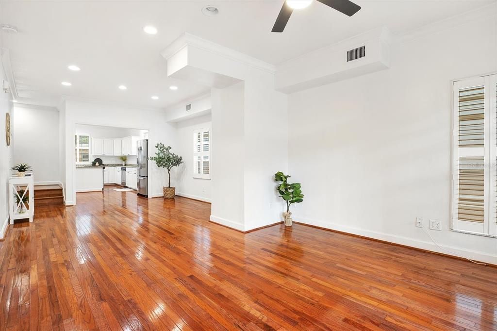 En Renta: $5,000 (3 camas, 3 baños, 2239 Pies cuadrados)