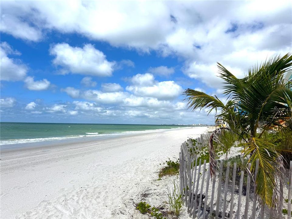 For Rent: $1,800 (1 beds, 1 baths, 720 Square Feet)