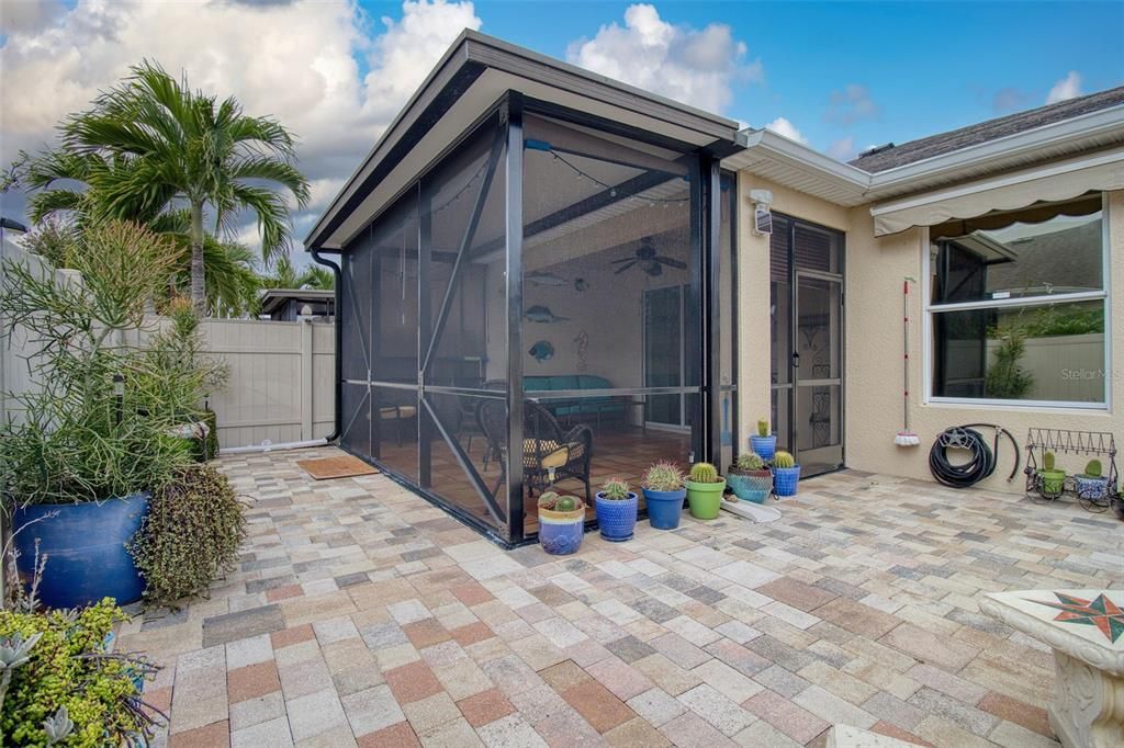 На продажу: $354,900 (3 спален, 2 ванн, 1745 Квадратных фут)