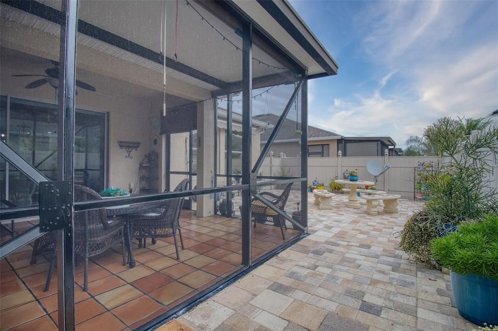 На продажу: $354,900 (3 спален, 2 ванн, 1745 Квадратных фут)