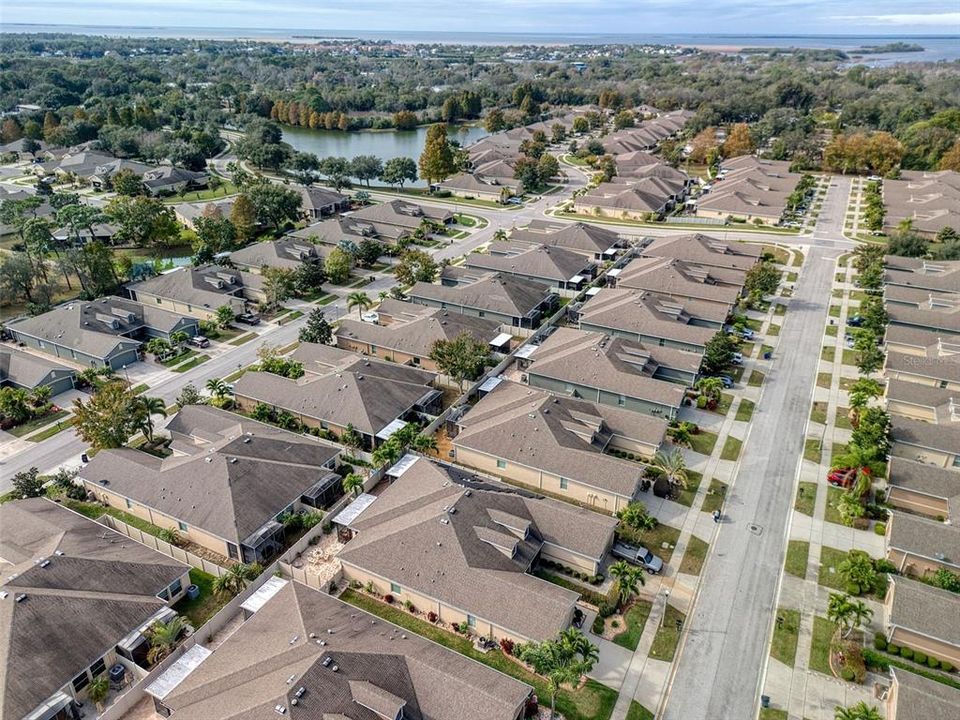 На продажу: $354,900 (3 спален, 2 ванн, 1745 Квадратных фут)