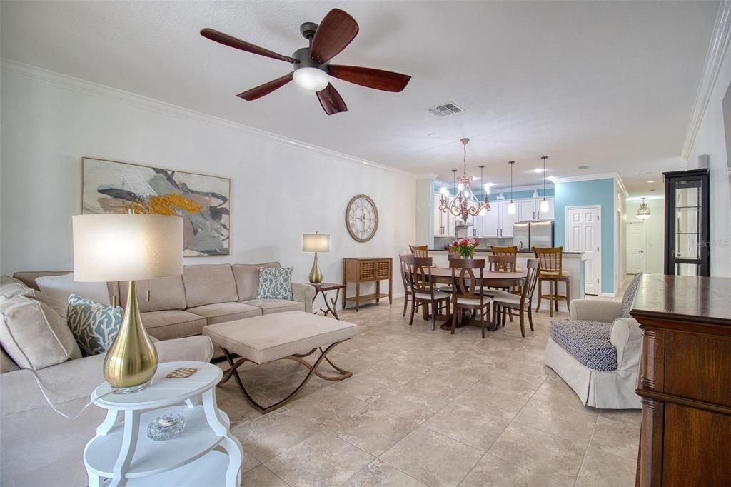 На продажу: $354,900 (3 спален, 2 ванн, 1745 Квадратных фут)